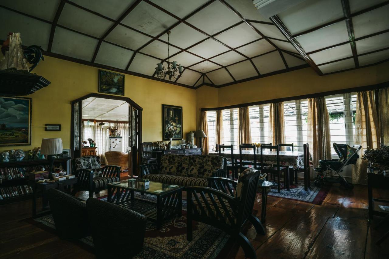 שילונג Rock Cliff Home Stay מראה חיצוני תמונה