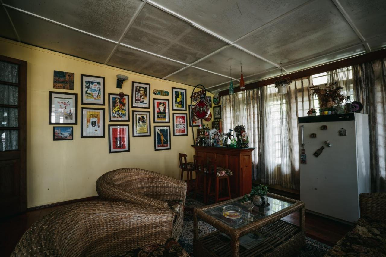 שילונג Rock Cliff Home Stay מראה חיצוני תמונה