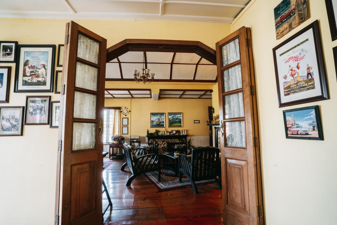שילונג Rock Cliff Home Stay מראה חיצוני תמונה
