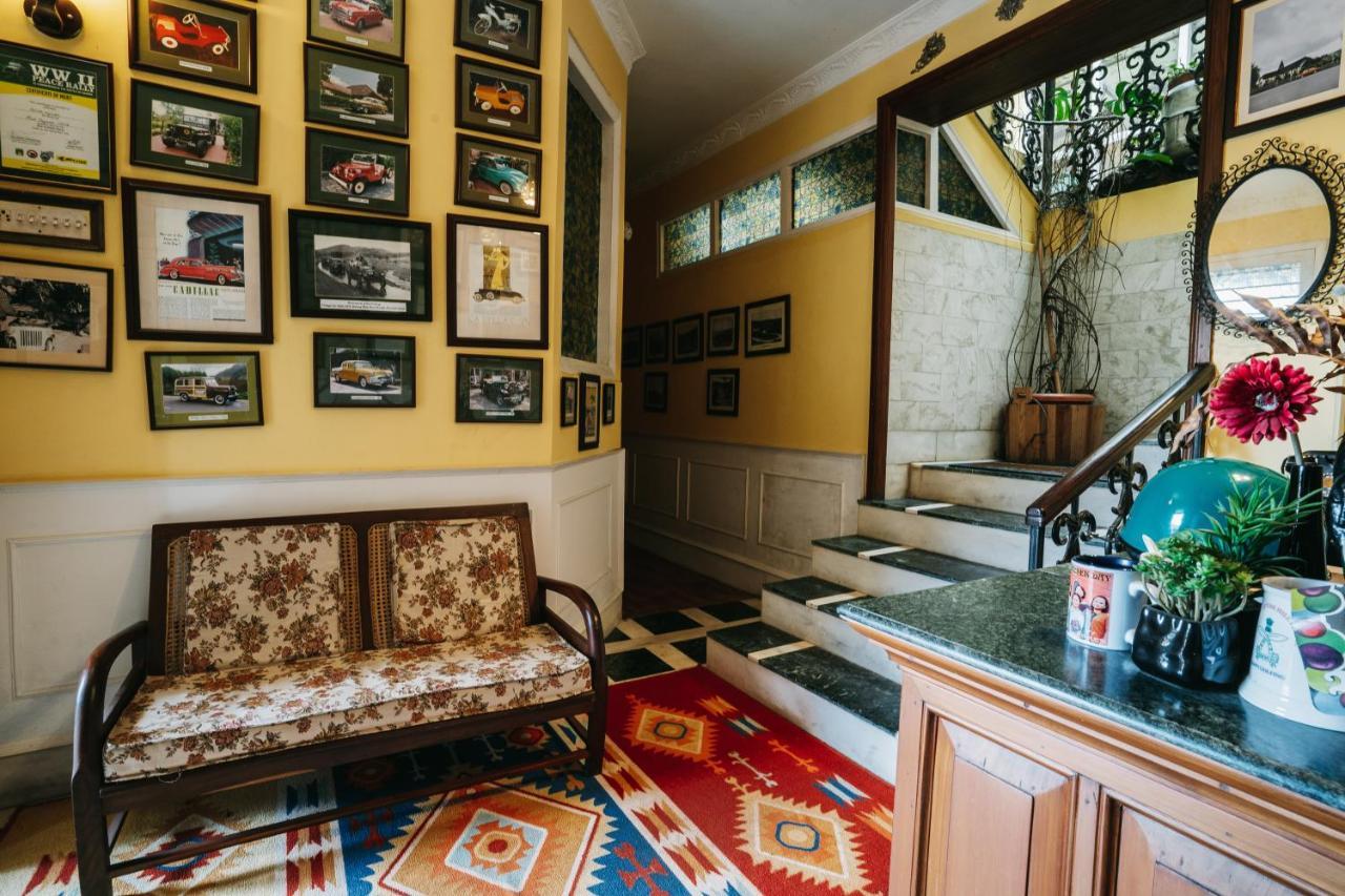 שילונג Rock Cliff Home Stay מראה חיצוני תמונה