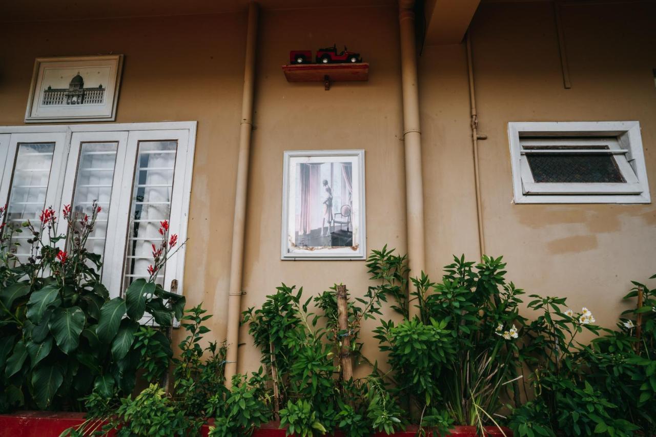 שילונג Rock Cliff Home Stay מראה חיצוני תמונה
